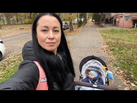 Видео: Гуляю с Тарасом во дворах Нижнеднепровской