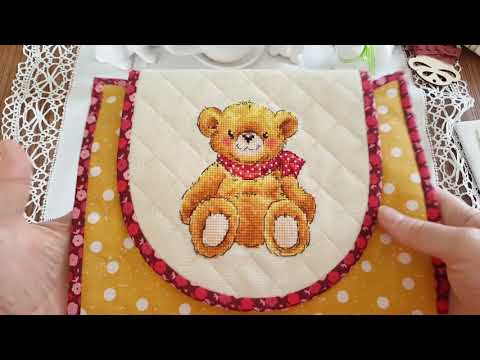 Видео: 148. Рукодельный микс 66 / Прикладная вышивка: Органайзер-папка и сумочка-конверт с Тедди мишками