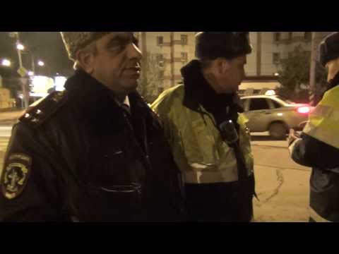Видео: Московским гостям из полиции не нравится называться полицейскими или привет Давидычу.