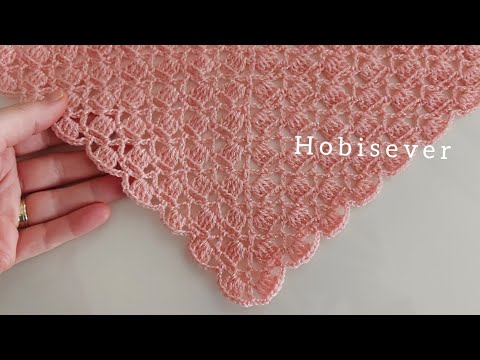 Видео: Вязание треугольной шали крючком для начинающих / Легкие схемы вязания шали крючком