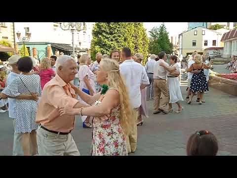 Видео: 08.07.2023 Brest Belarus... Духовой оркестр В.Коваля... Walks with Victoria