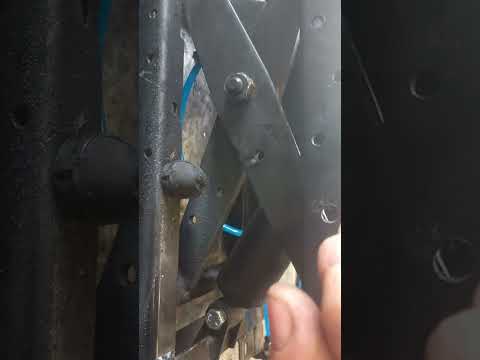 Видео: Регулировка настройка пневмо сиденья Isri