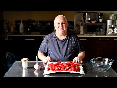 Видео: ОСТРЫЙ ПЕРЕЦ на ЗИМУ! Выпуск №1270