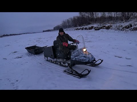 Видео: Бурлак Егерь 20 л.с! Мой бюджетный снегоход для рыбалки! Обзор