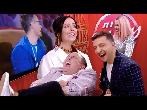 Видео: Невестка опозорила свекровь - положили этим номером зал на лопатки Лига Смеха лучшие приколы!