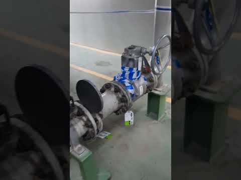 Видео: Закачка воздуха в ресивер. Pumping air into receiver and obtaining nitrogen.