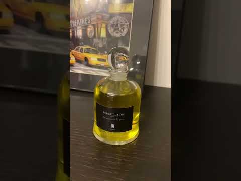 Видео: Королева роз. Serge Lutens Sa majeste La rose