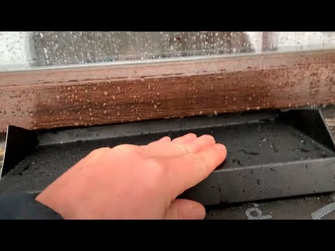Видео: 4 СПОСОБА ИСПОЛНЕНИЯ ОТЛИВОВ ДЛЯ ОКОН. КАК КРЕПИТЬ ОТЛИВЫ К ОКОННОМУ ПРОФИЛЮ