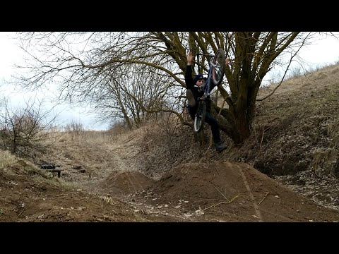 Видео: КАК ПОСТРОИТЬ СТЕП-АП|DIRT BUILDING