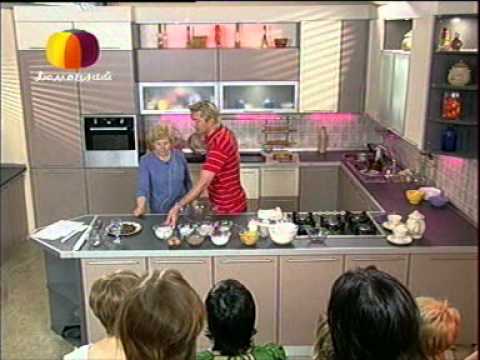 Видео: Вишневые пироженные