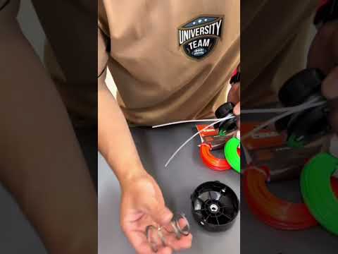 Видео: Замена лексики в Бабине для триммера (как заменить леску 