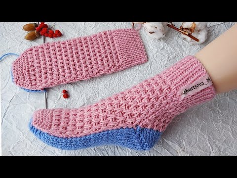 Видео: Носки - следки на двух спицах. Следки с пяткой бумеранг.