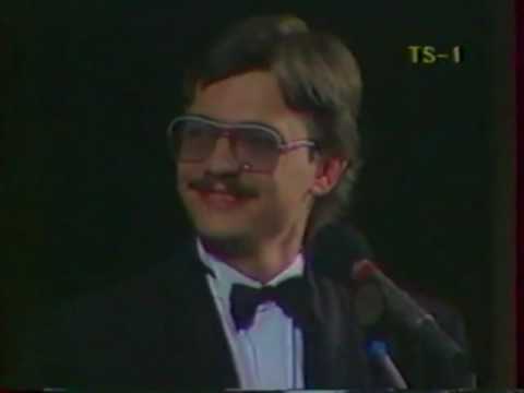 Видео: Андрей Ургант - Буревестник (без запаздывания звука)