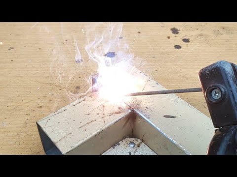 Видео: Секретные приемы фундаментальной науки сварки тонких квадратных труб для начинающих.