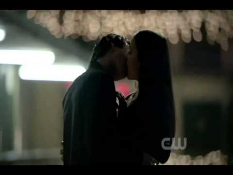 Видео: Делена ~ Октябрь и апрель