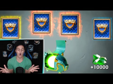 Видео: БАЗЯ в ШОКЕ → ВЫБИЛ 2 ЛЕГИ и ПОЛУЧИЛ 10.000 ГЕМОВ с КОПИЛКИ !!! Castle Crush