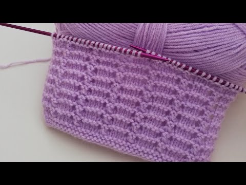 Видео: Простое и красивое объяснение модели вязания двумя спицами.