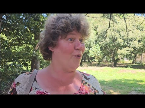 Видео: ЗАБАВНЫЕ ИСТОРИИ ВАЛИ | ПРЯМОЙ ЭФИР ИЗ СОЧИ