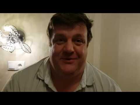 Видео: Искусственное вскармливание крольчат