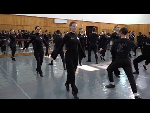 Видео: Уникальная хореография. Госансамбль «Симд» представит на суд зрителей «Зилгӕ кафт»