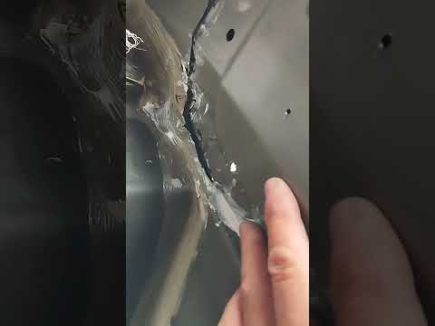 Видео: Откуда вода в багажнике Cobalt часть 2