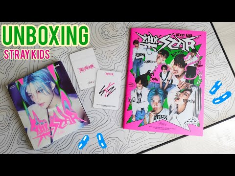 Видео: | распаковка альбома rockstar skz | 🎸 UNBOXING 樂-STAR 🎸 ~ Stray Kids
