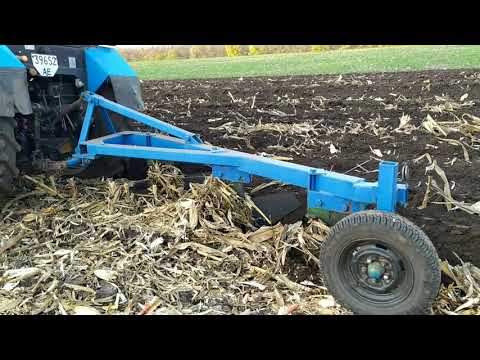 Видео: Робота саморобного плуга ПЛН 3.35 МТЗ 82.1