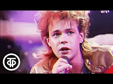 Видео: Владимир Левкин и шоу-группа "На-На" - "Бабушка Яга" (1989)