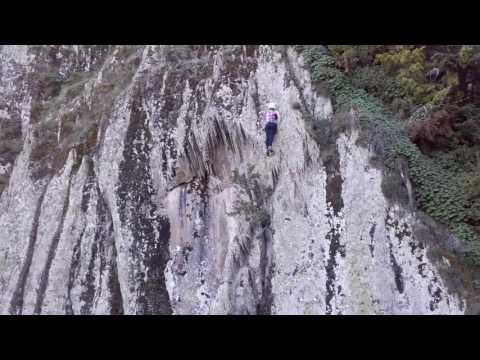 Видео: Via Ferrata Nevqstata in Smolqn, Bulgaria/ Виа ферата Невястата в Смолян