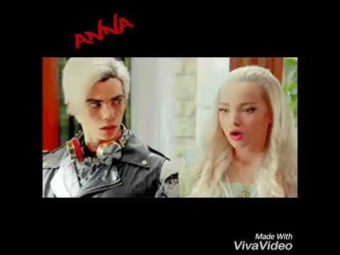 Видео: Наследники. Мэл, Карлос, Бен. А он тебя целует.