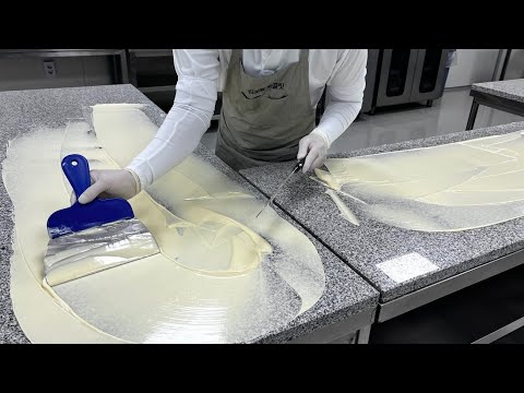 Видео: Потрясающие навыки изготовления шоколадаМолочный шоколад ручной работы от известного шоколатье Кореи