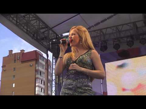 Видео: выступление Юлии Михальчик в Ломоносове 2013