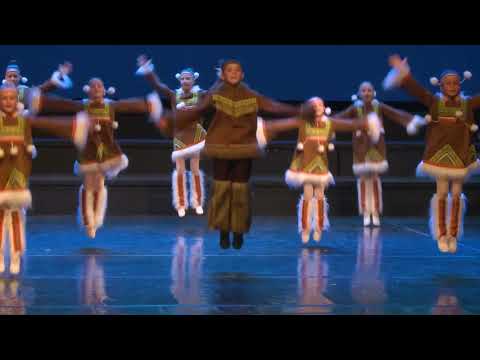 Видео: Ансамбль танца «Велес». «Мы поедем, мы помчимся».