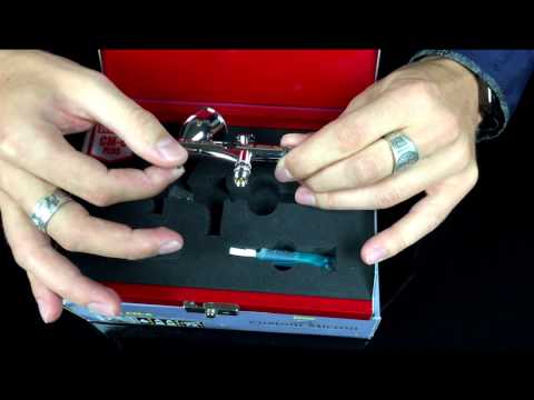 Видео: Iwata Custom Micron 2 поколение. CM-C2, CM-C Plus (CM-CP) 2, CM-B 2. Обзор аэрографа.