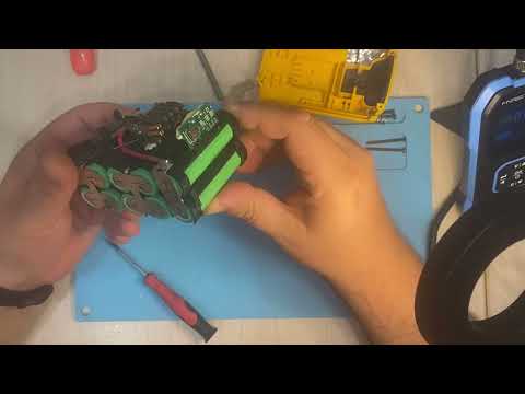 Видео: Оригинал DeWALT. Замена ячеек