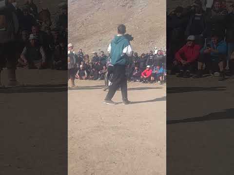 Видео: Коркунучтуу Курош жаш балбандар(Шамалды Сай Баткен)