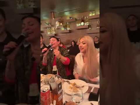 Видео: Софи Маринова и Роксана на маса Ретро