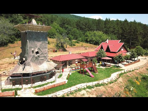 Видео: Новият Екопарк „Пеещи скали”над Скобелево