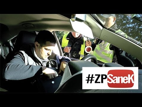 Видео: Сладкая парочка копов под кустом !