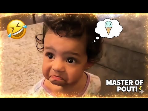 Видео: Подборка детских смешков 2025 😍 Попробуй не засмеяться!