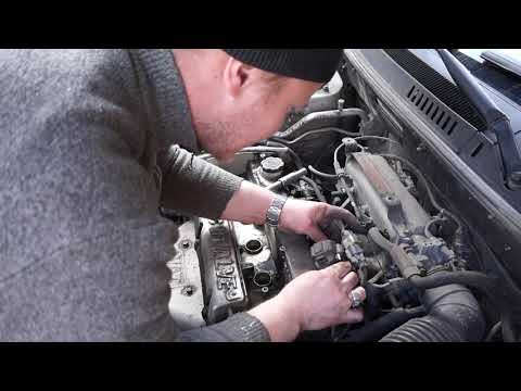 Видео: замена прокладки клапанной крышки на G4BP santa fe 2004г