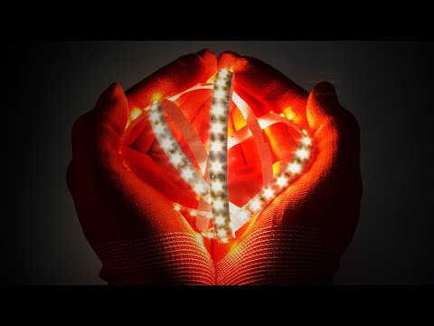 Видео: Как сделать НАСТОЛЬНУЮ ЛАМПУ 💡 из светодиодной ленты и алюминиевого уголка