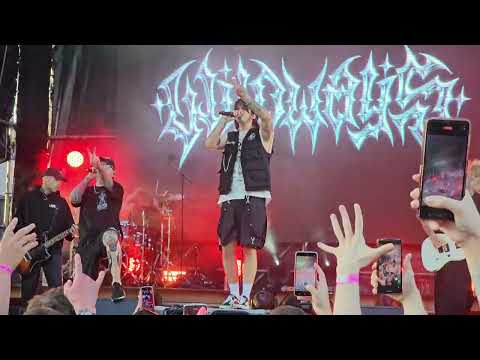 Видео: WILDWAYS x [AMATORY] – "ПРОЩАЙ" (LIVE @ EMOLAND 2025)