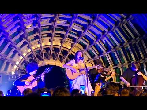 Видео: Дарья Виардо - Кем бы ты ни был (live 19.07.2025 Motherland)