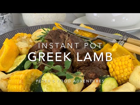 Видео: Как приготовить быстрое жаркое из баранины (по-гречески с подливкой)