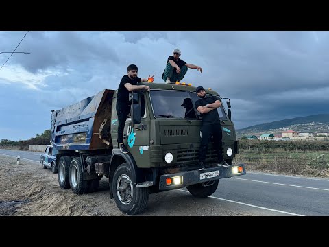 Видео: ЖЁСТКИЕ УЗКИЕ ЩЁЛОЧКИ НА КАМАЗЕ В ДЕРБЕНТЕ!