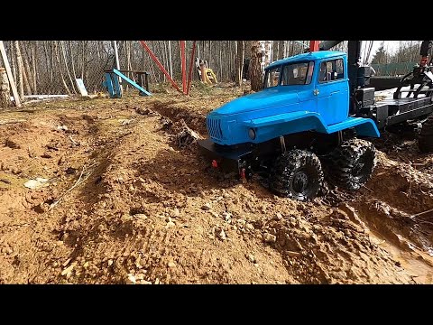 Видео: Аксиал 4х4 против Урал 8х8: сравнение в 13 тестах