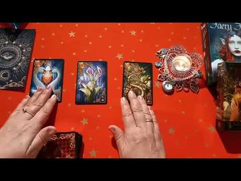 Видео: ❤️  КТО ЗА ВАМИ НАБЛЮДАЕТ! ❤️  гадание на таро и игральных картах