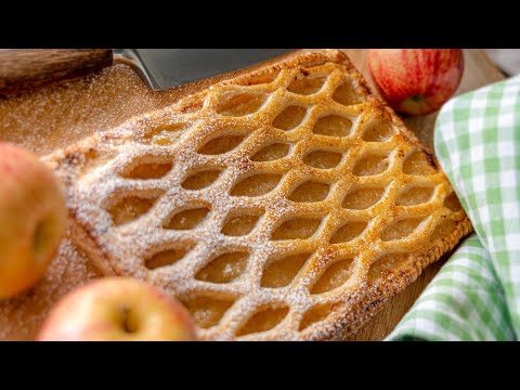 Видео: Просто и быстро! СЛОЙКИ С ЯБЛОКАМИ 🍏 пирог Grillé aux Pommes | простой яблочный десерт