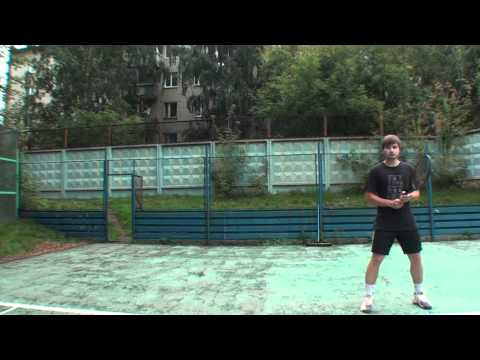 Видео: Теннис. Передвижения по площадке и работа ног. Часть 3 - работа ног при выполнении удара.